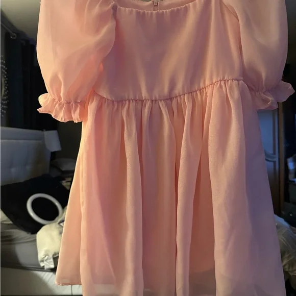 Girls 11-12 yr pink puff sleeve dress - Picture 2 of 5